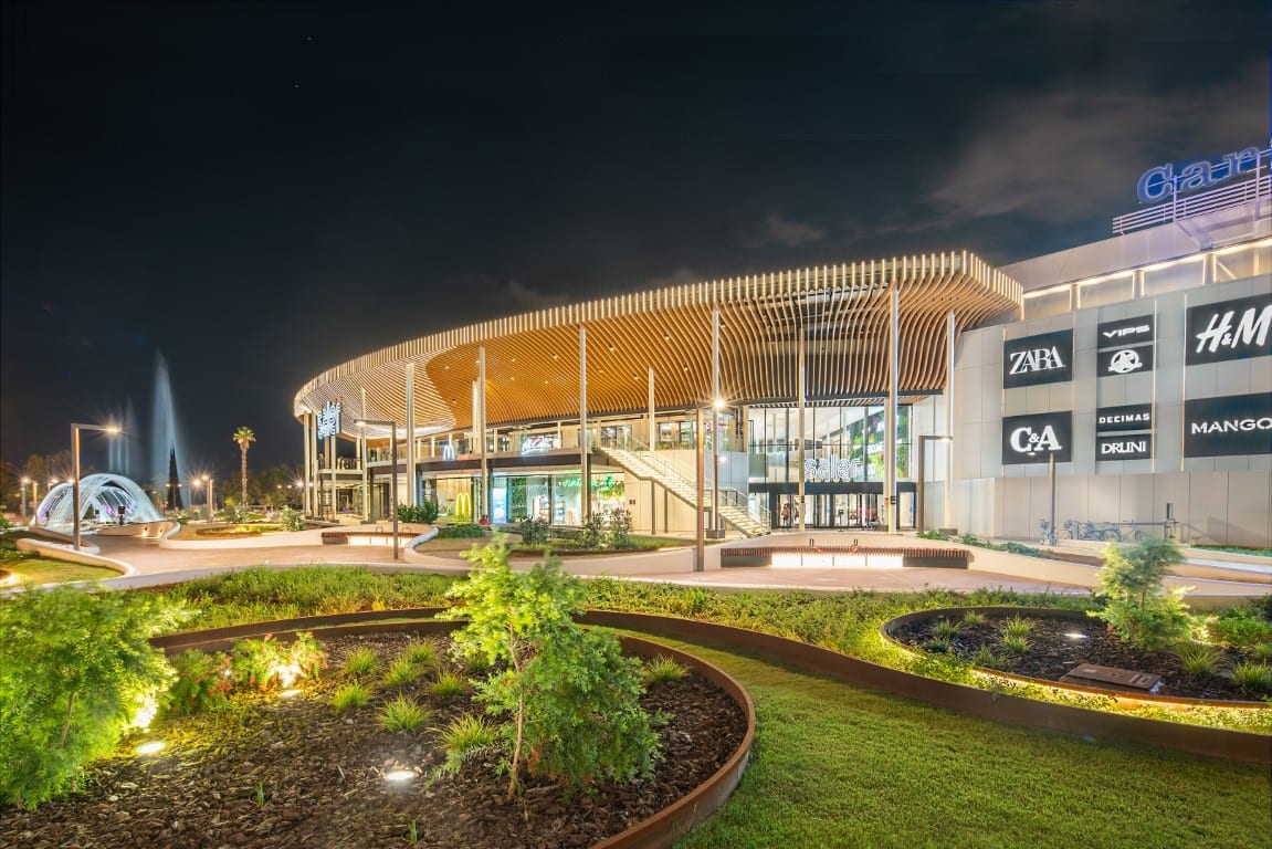 Centro Comercial Saler — 6